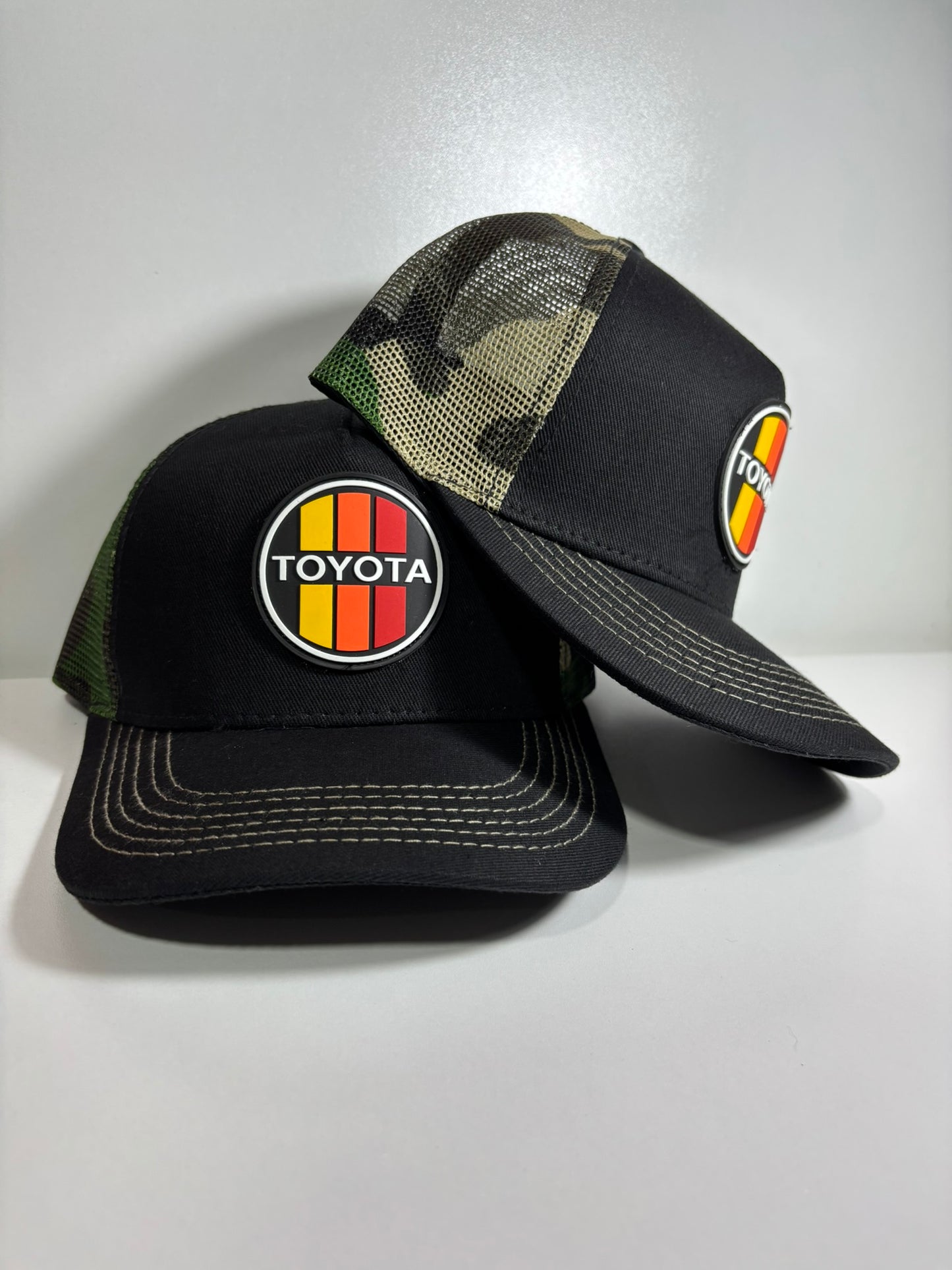 Gorra Negra con Malla Militar OBF Design